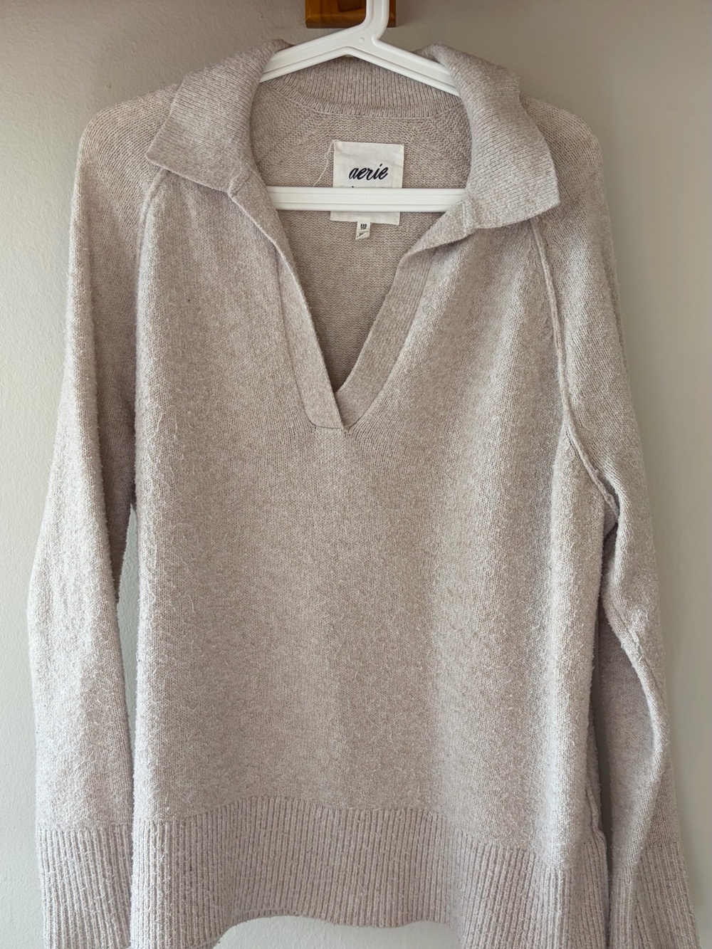 aerie Women's V-Neck Collar Pullover Sweater - Light Taupe